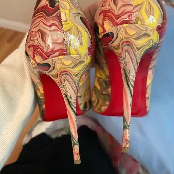 Christian Louboutin / FIFI Marble Patent pumps paint swirl Heels So Kate 38.5 - Picture 6 of 12